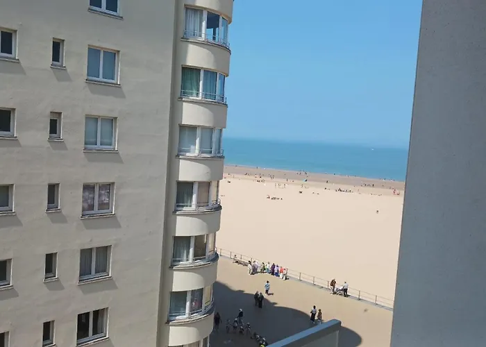 Reserve Met Zeezicht أوستيند