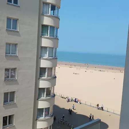 Reserve Met Zeezicht Ostende
